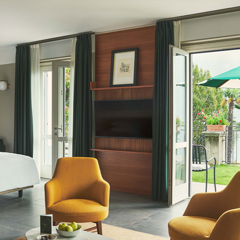 Signature Suite