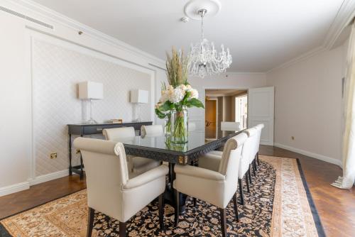 Royal Suite