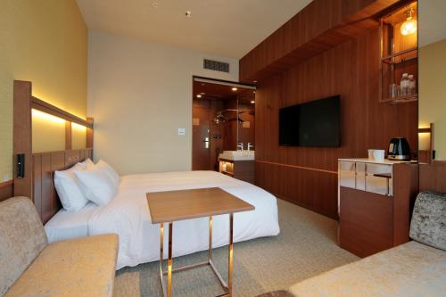 King Room - High Floor - Non-Smoking