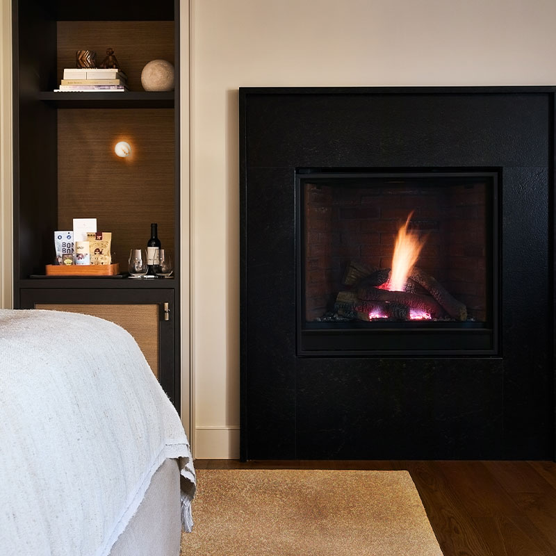 Deluxe Room with Fireplace