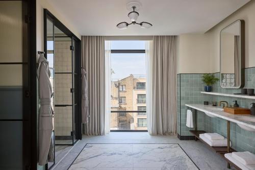 Corner Junior Suite