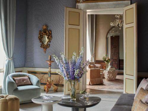 Orient-Express Suite
