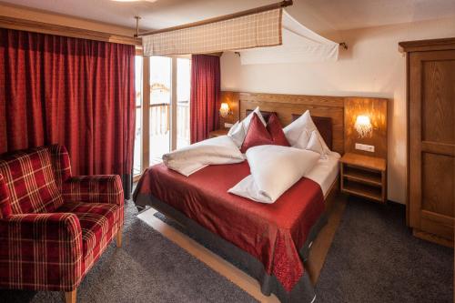 Family Suite (2 Adults + 2 Children)