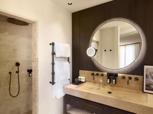 Junior King Suite with Balcony and Pool View