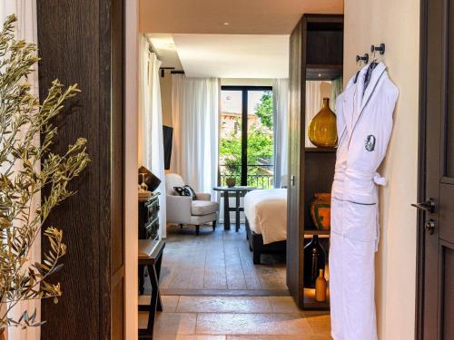 Executive King Room 