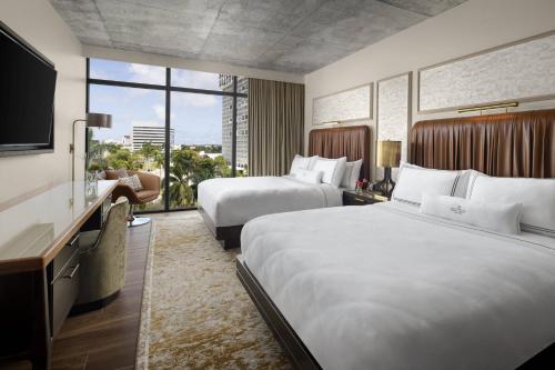 Queen Room with Two Queen Beds and City View