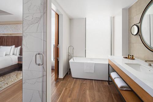 Larger King Studio with Water View and Specialty Bathtub