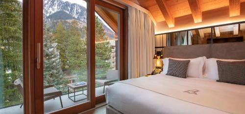 Rooftop Suite with Mountain View Quadruple