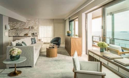 Arion Panoramic King Suite with Sea View