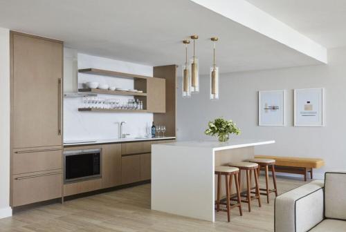 Ocean-View Two Bedroom Residential Suite King and Two Queens