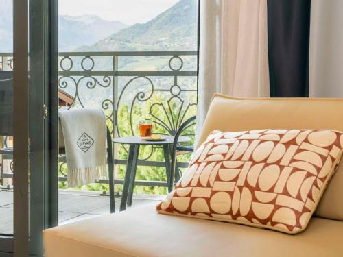 Classic Room with Two Single Beds and Sofa Bed