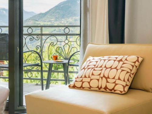 Superior Double Room with Sofa