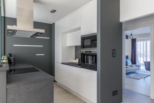Three-Bedroom Premium Apartment with Balcony
