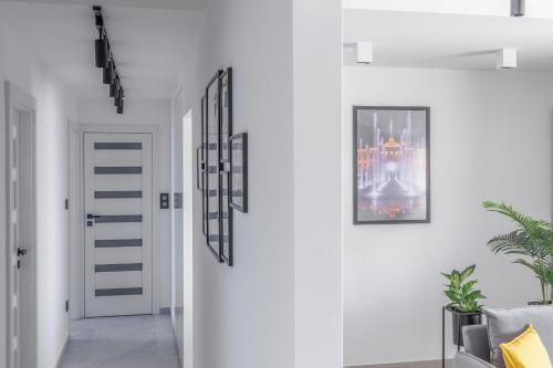 Three-Bedroom Premium Apartment with Balcony