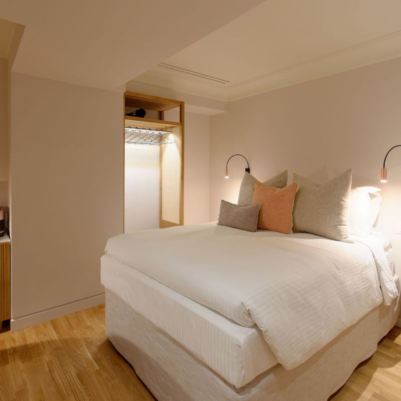 Petite niche Room