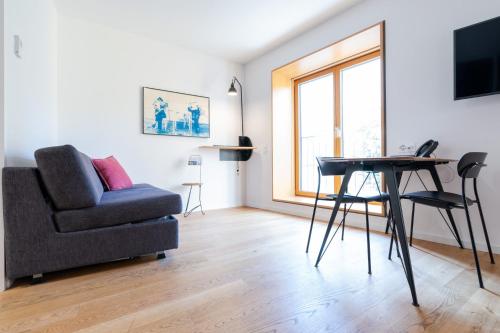 Deluxe One-Bedroom Apartment with Garden View