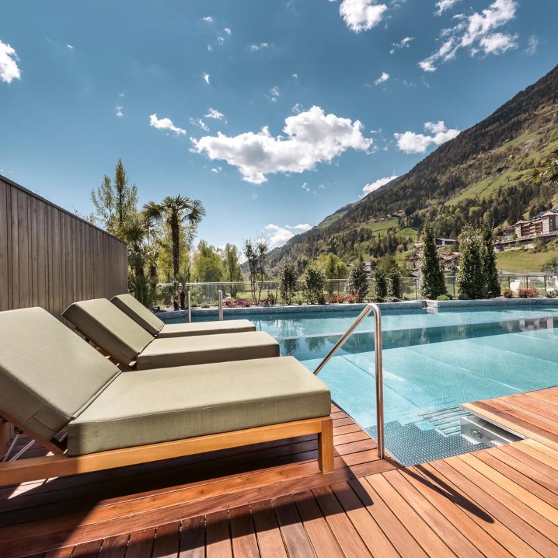Lake Villa Deluxe