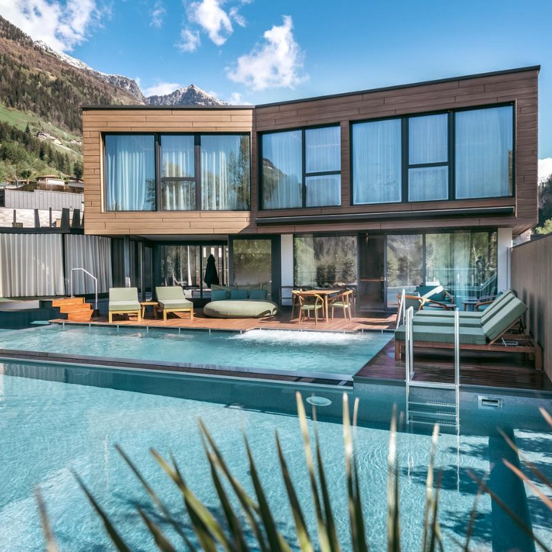 Lake Villa Deluxe