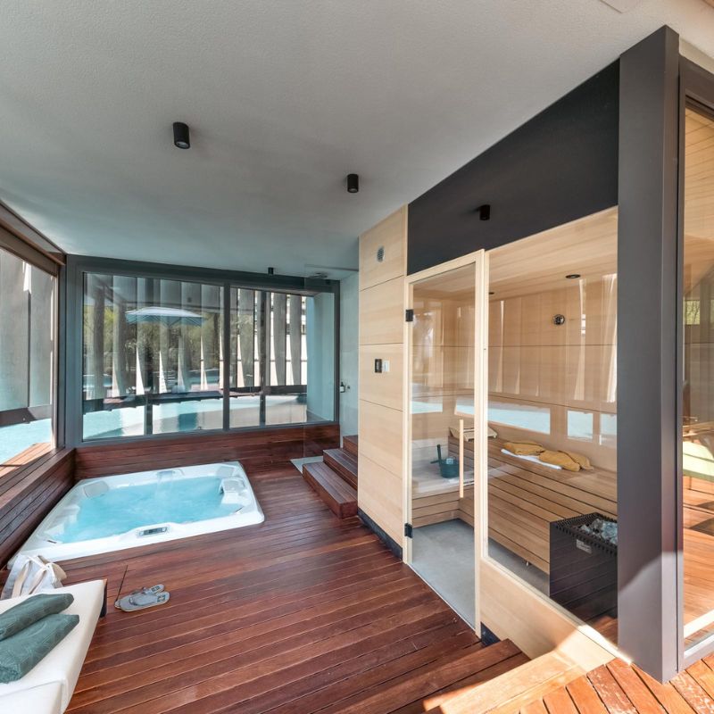 Lake Villa Deluxe