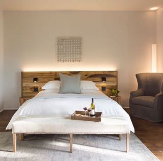 Premier Room- 1 King Bed