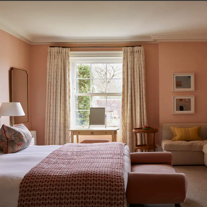 Generous Room
