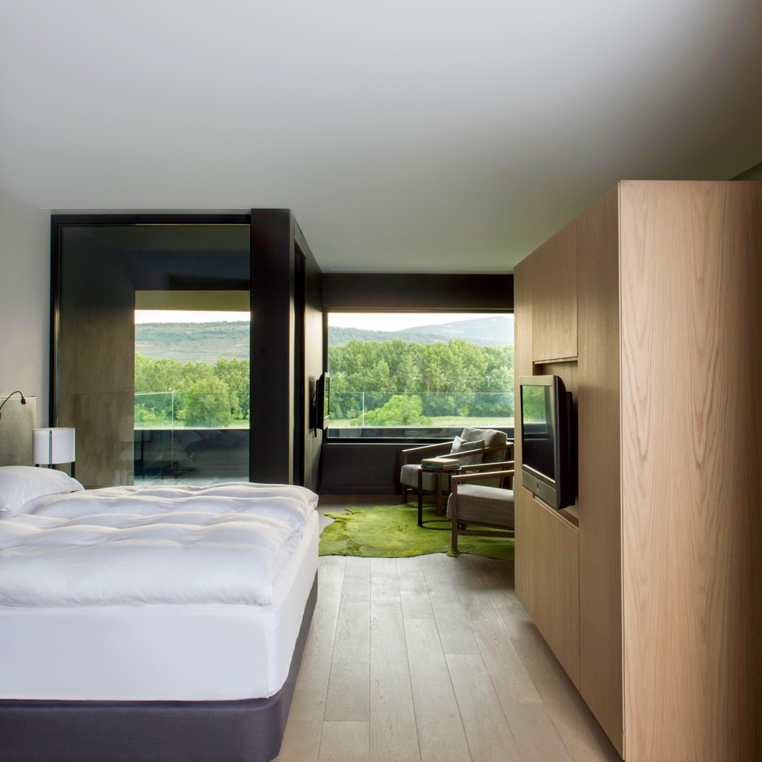 Grand Deluxe Room