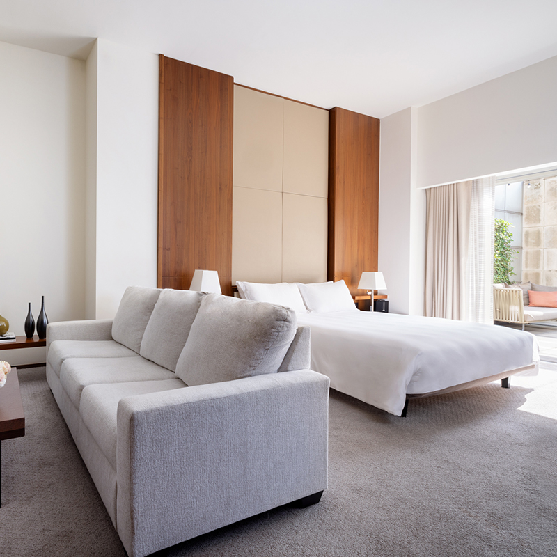 Junior Suite with Fifth Avenue Terrace
