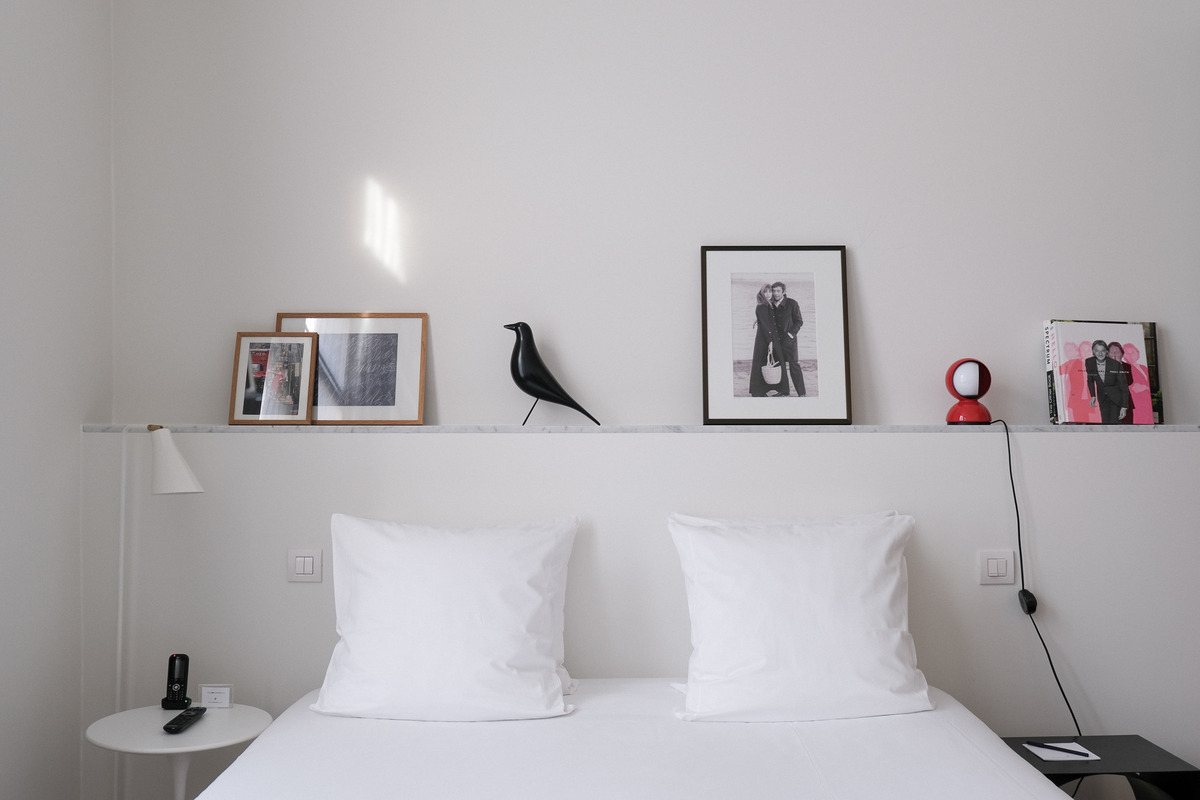 Julien Mood Room 