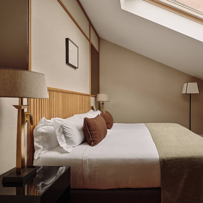 Deluxe Room - Breakfast Included