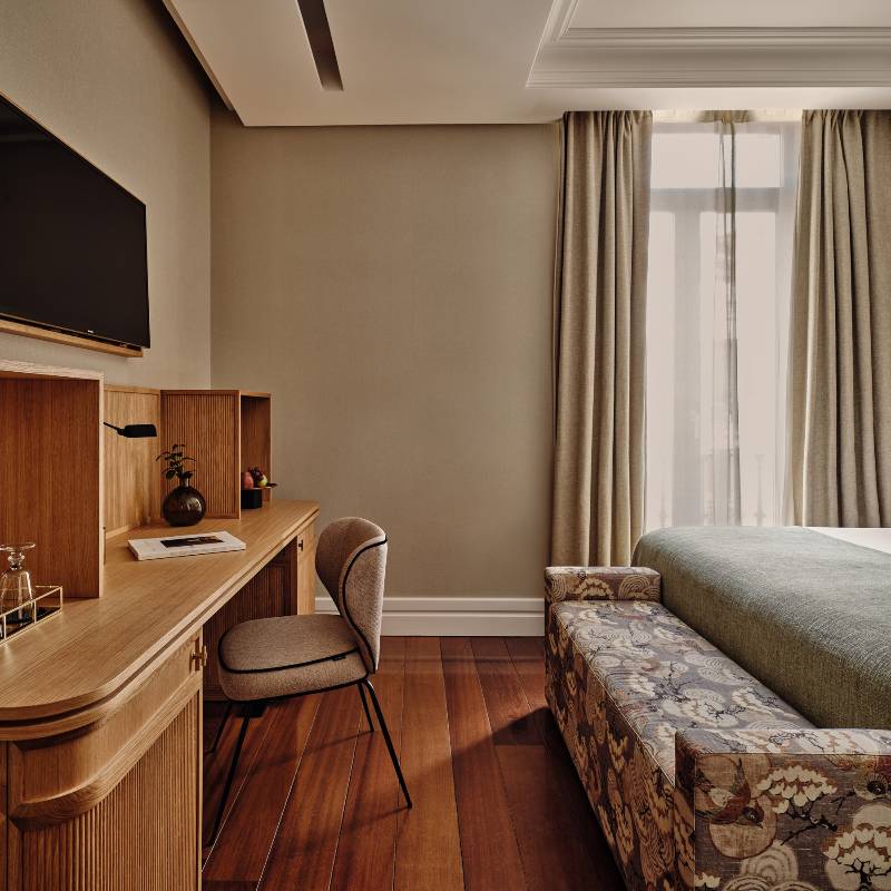 Junior Suite - Breakfast Included