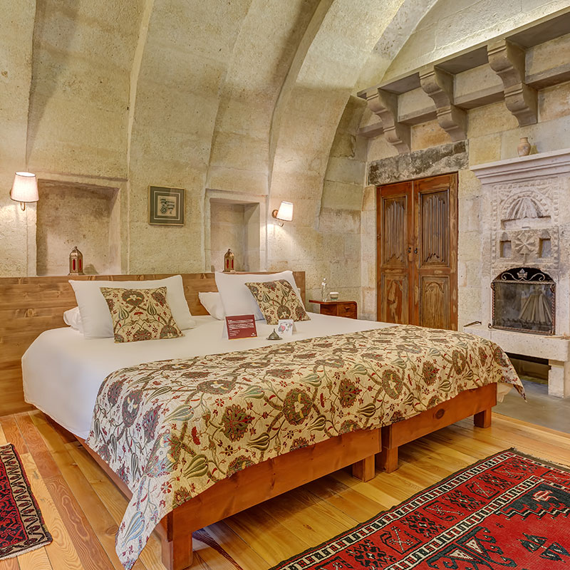 Deluxe Room with Fireplace