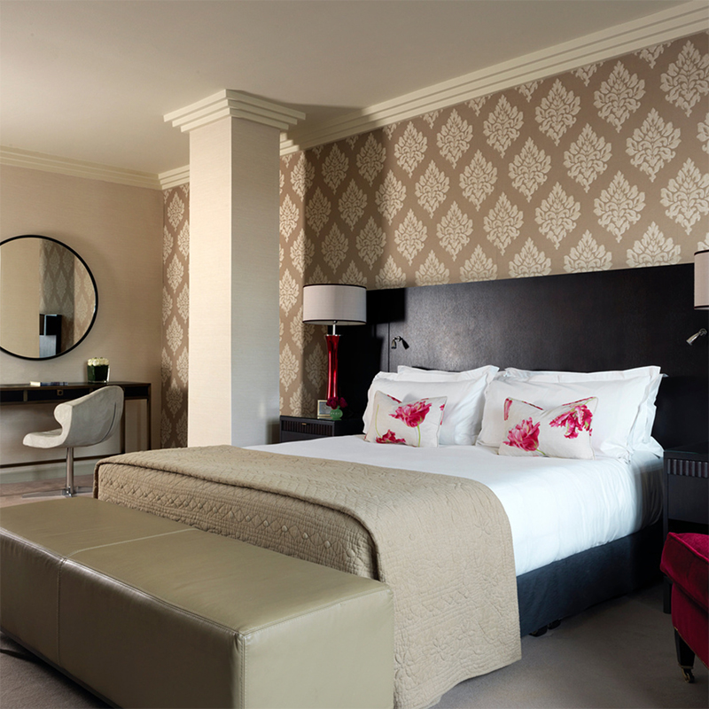 Deluxe Room - 1 King Bed