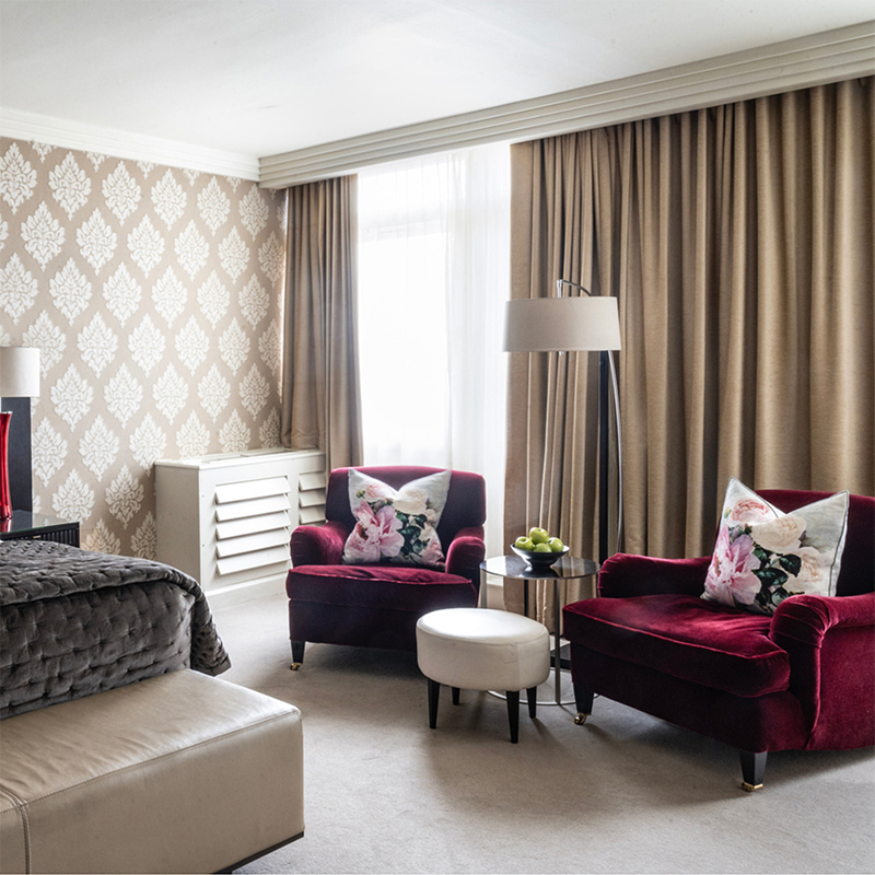 Deluxe Room - 1 King Bed