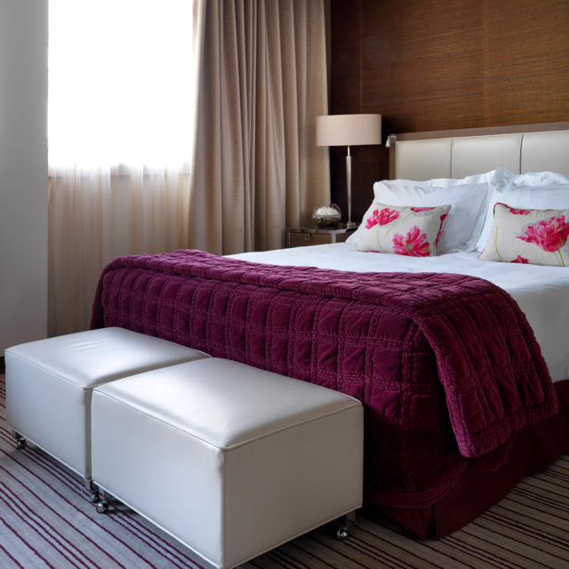 Classic Room - 1 King Bed 