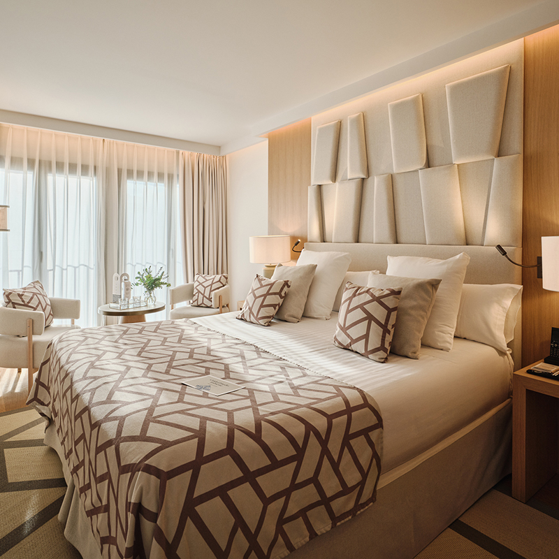 Deluxe Double Room - 1 King Bed