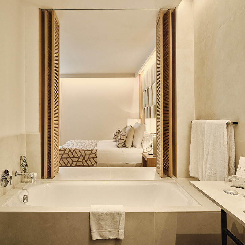 Deluxe Double Room - 1 King Bed
