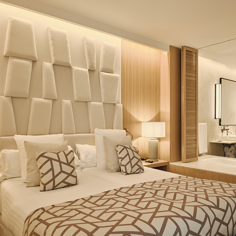 Deluxe Double Room - 1 King Bed