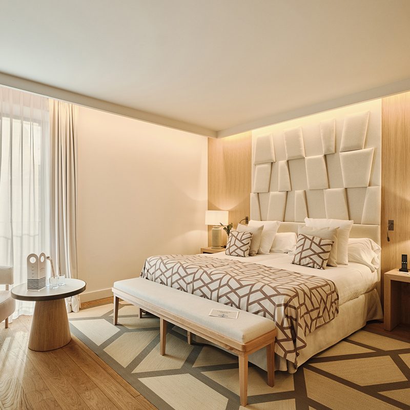 Deluxe Double Room - 1 King Bed
