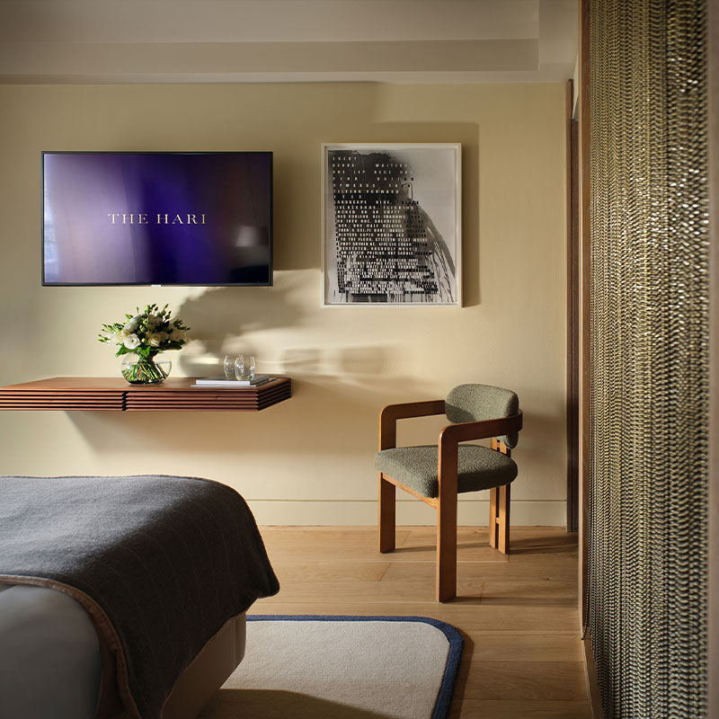 Premium Room - 1 King Bed 