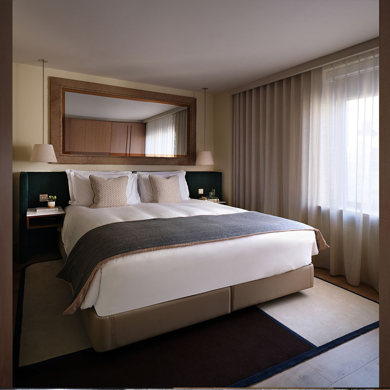 King Suite - 1 King Bed 