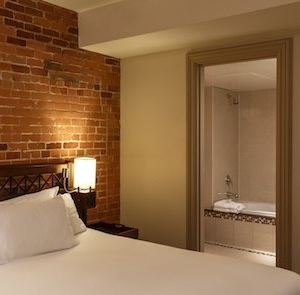 King Atrium Room