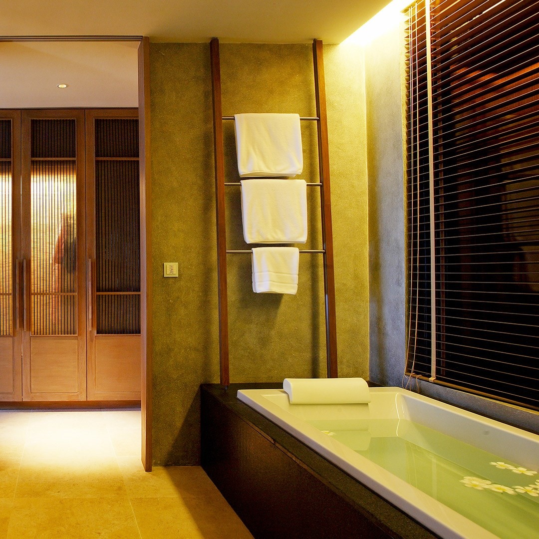 Pool Suite East Ocean View
