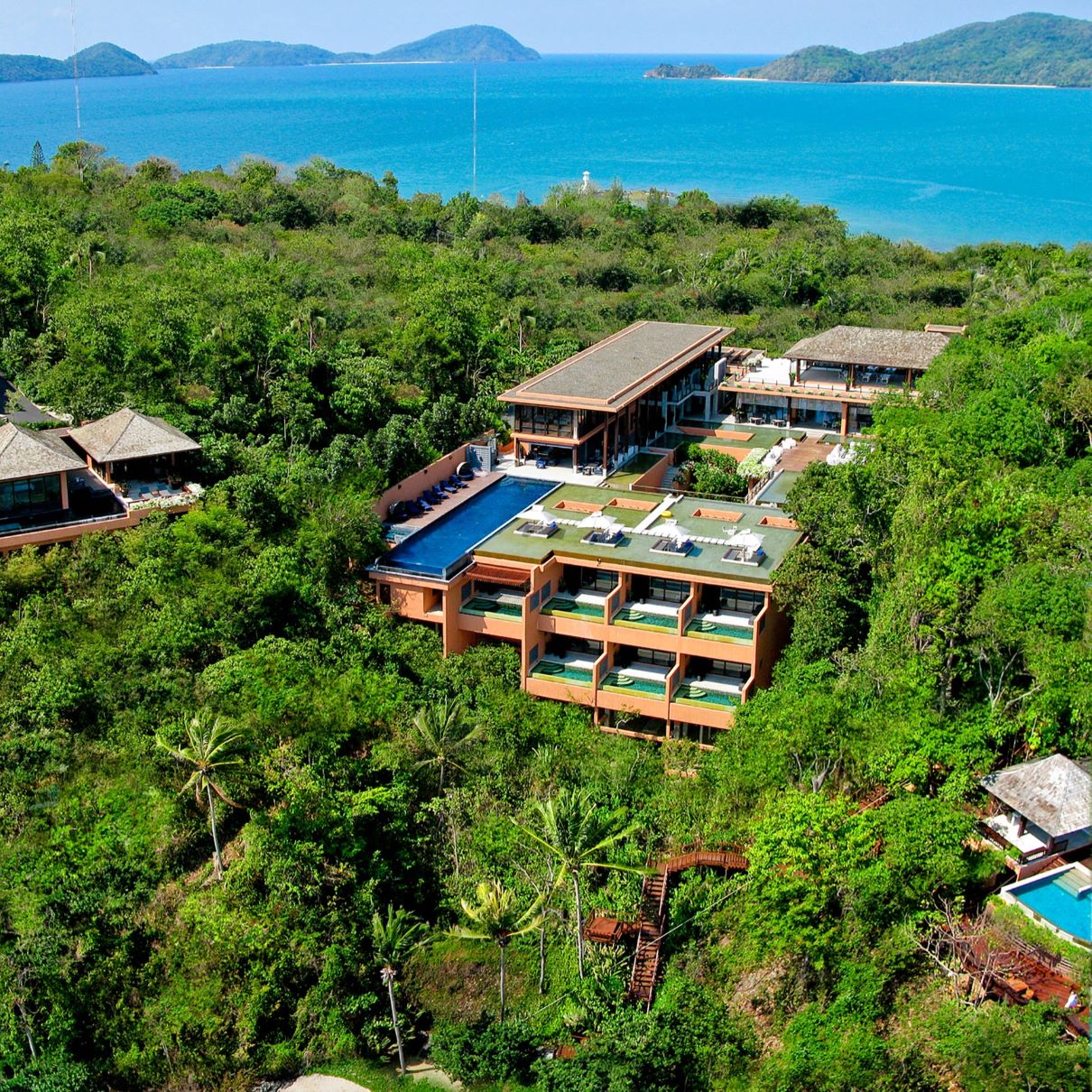 Pool Suite East Ocean View