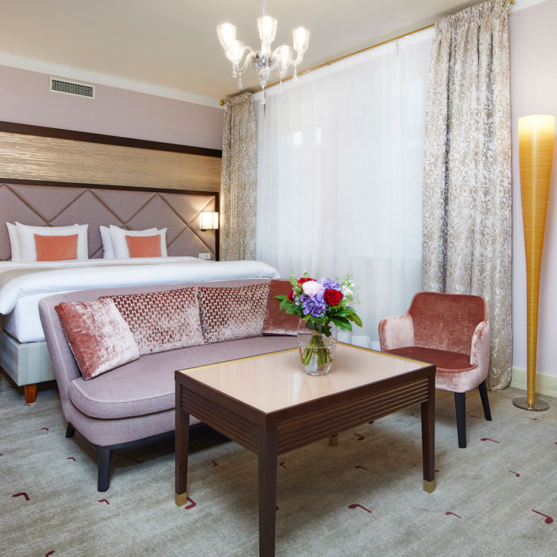 Junior Suite - King Bed