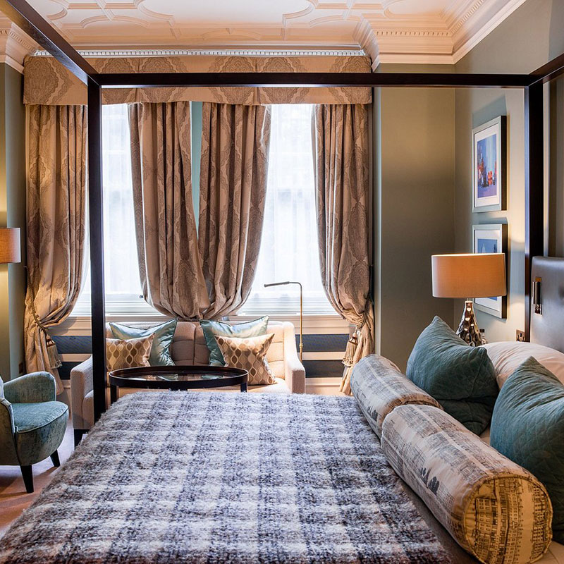 Signature Suite