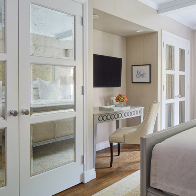 Lowell King Room
