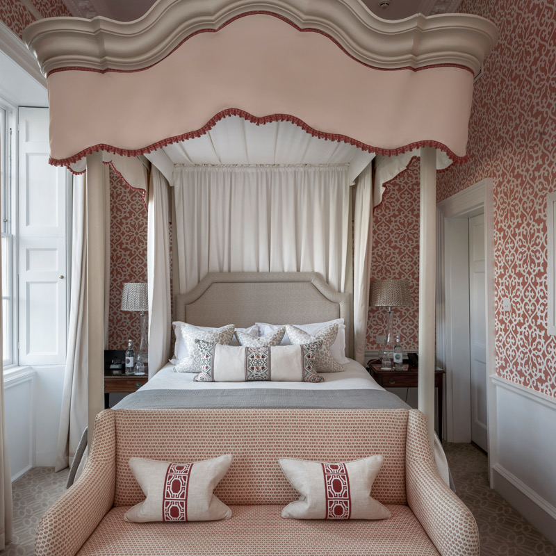 Master Suite - Crescent View 