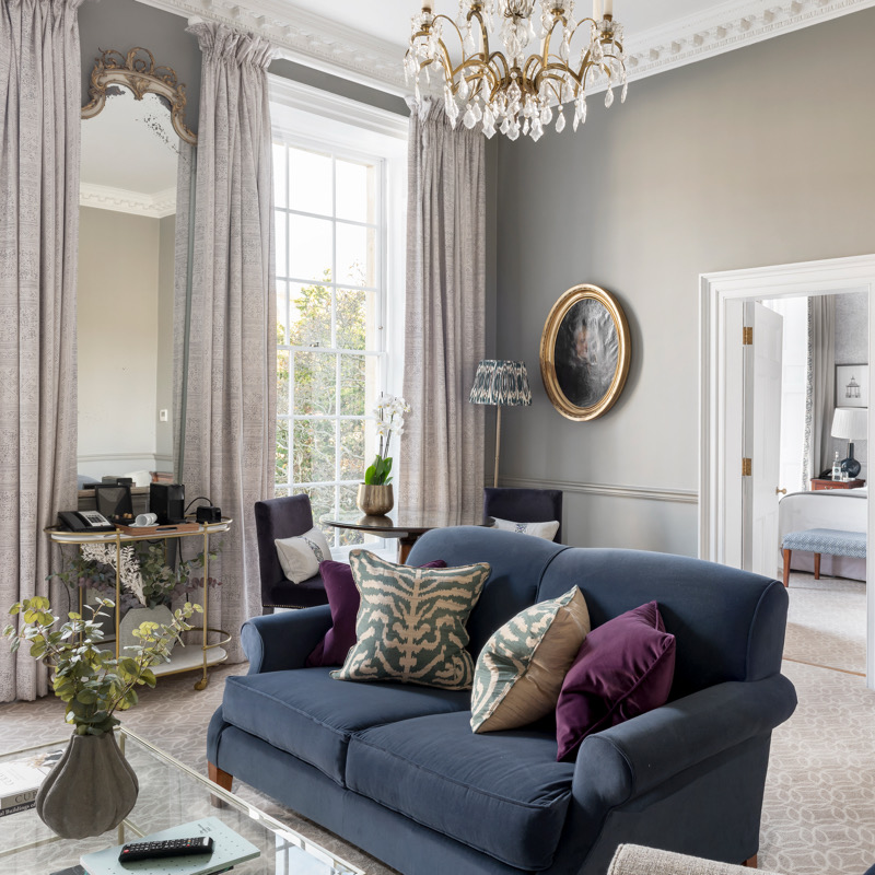 Master Suite - Crescent View 