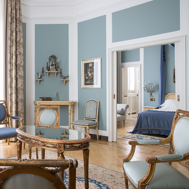 One-bedroom Deluxe Suites