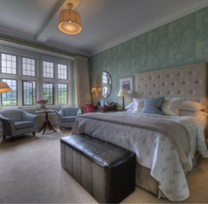 Valley Room
